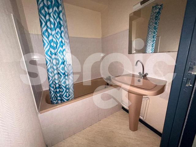 location t1 24 m² cholet 49300