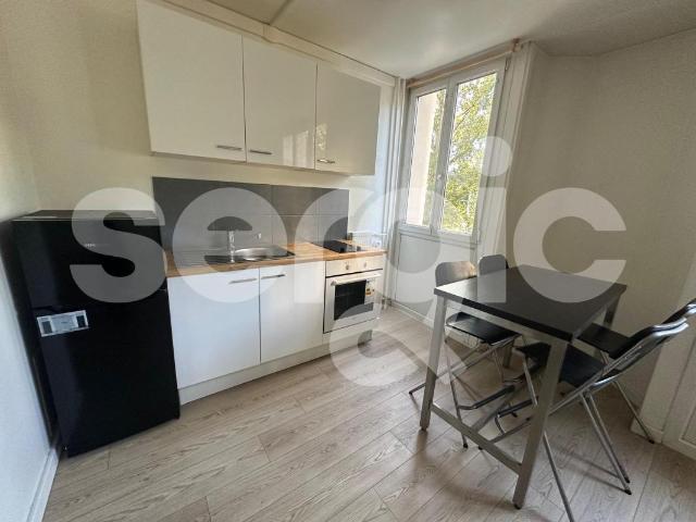 location t1 33 m² mons en baroeul 59370