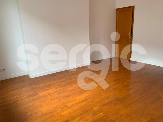location t1 31 m² amiens 80000