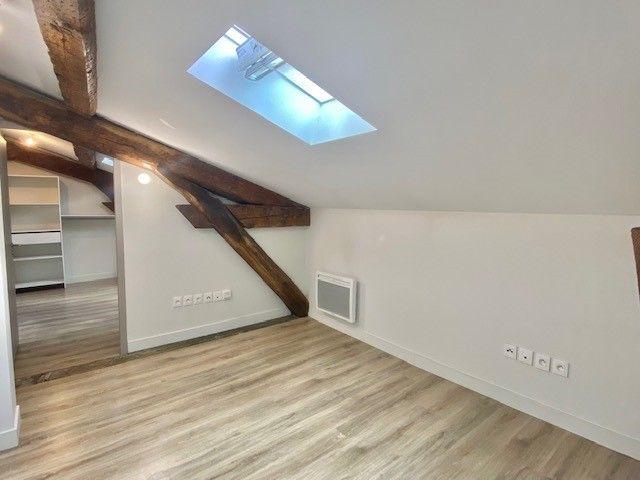 Location T1 bis de 27 m² Capitole, 31