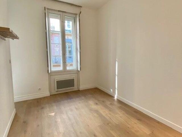 Location T1 de 15.25 m² Capitole proche Fermat