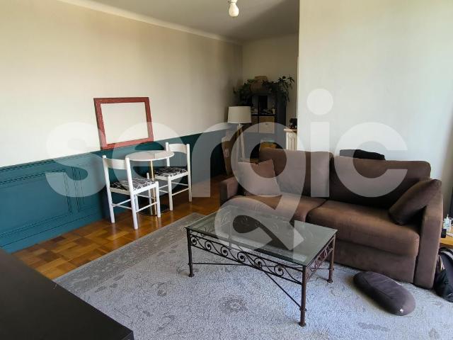 location t2 43 m² nantes 44000