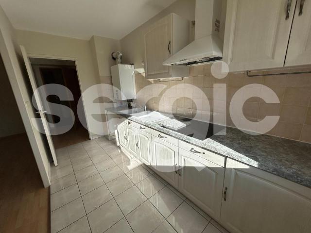 location t2 47 m² angers 49100