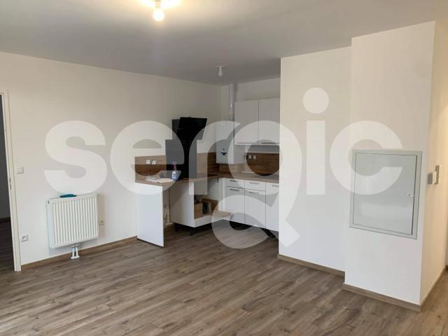 location t2 47 m² lille 59160