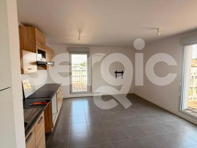 location t2 47 m² parempuyre 33290