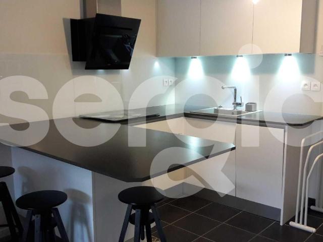 location t2 44 m² lille 59800