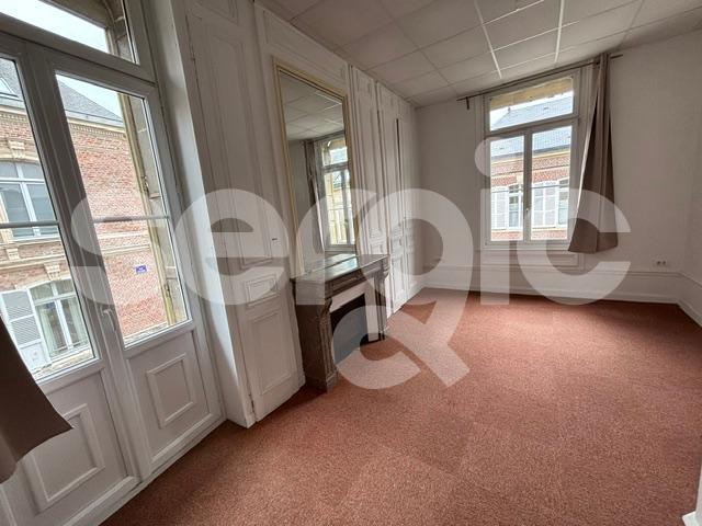 location t2 45 m² amiens 80000