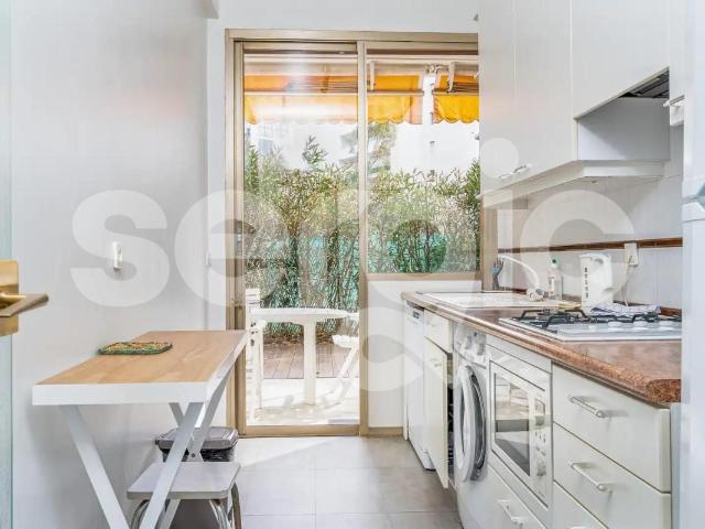 location t2 45 m² cannes 06400