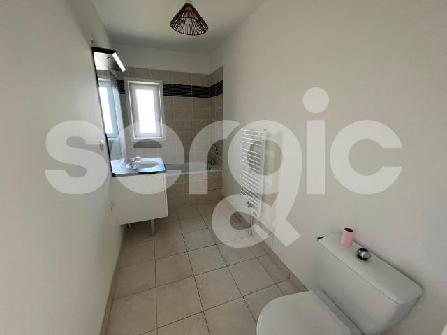 location t2 45 m² tourcoing 59200
