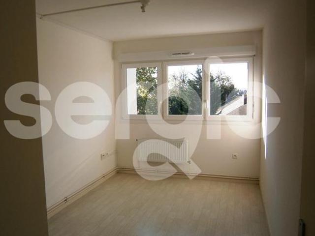 location t2 48 m² sin le noble 59450