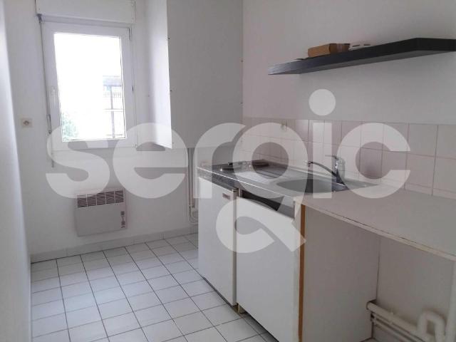 location t2 49 m² lille 59800