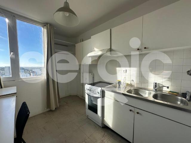 location t2 53 m² mons en baroeul 59370