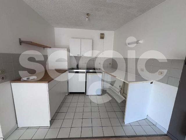 location t2 53 m² lille 59800