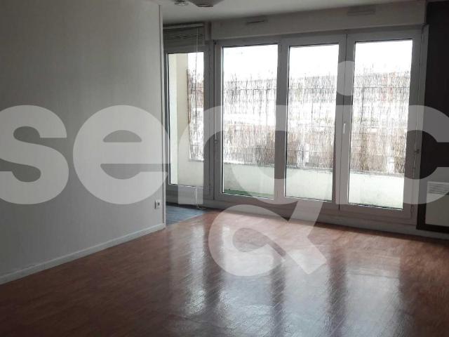 location t2 50 m² lille 59800