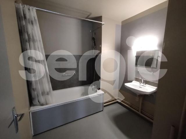 location t2 60 m² amiens 80000