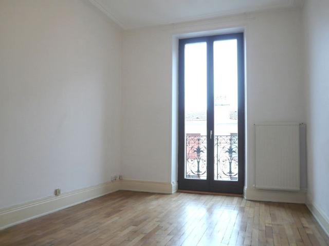 location t2 38 m² nancy 54000