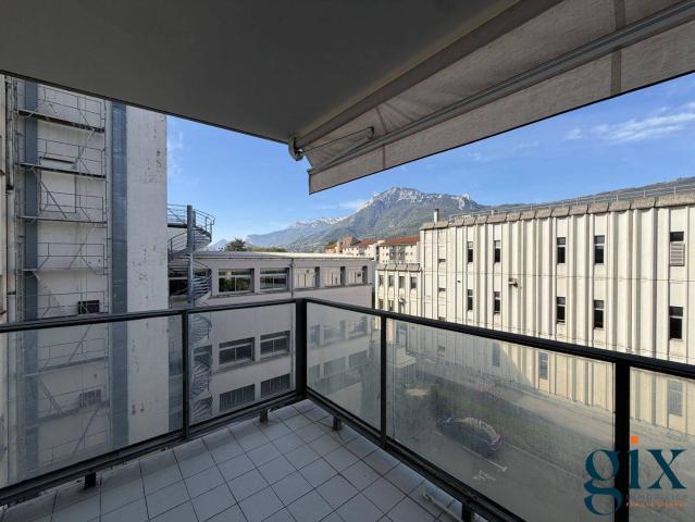Location T2 avec place de parking