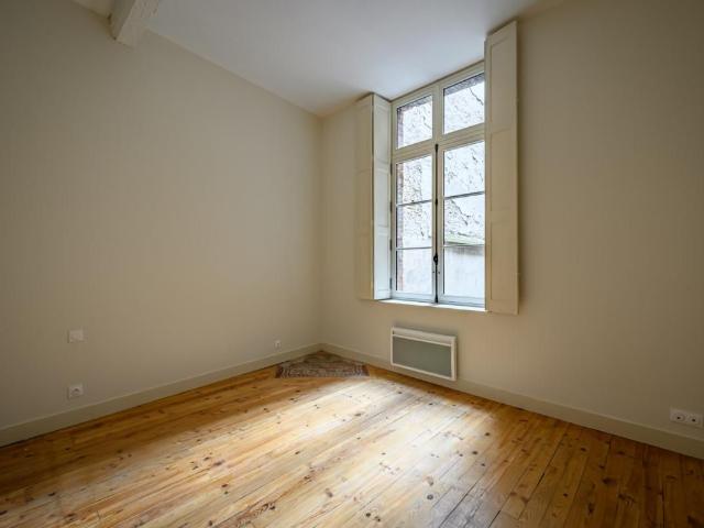 Location T2 de 87 m² quartier Capitole, 31
