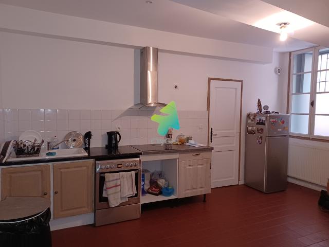 Location T2 DUPLEX AVEC PATIO INTERIEUR + GARAGE