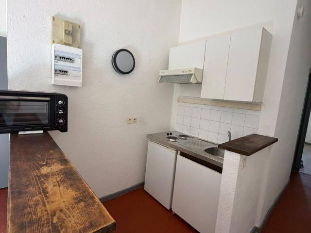 LOCATION T2 MEUBLÉ – 33 M² – CENTRE VILLE DE TRETS – CLI