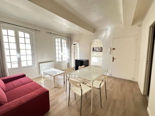 Location T2 meublé Aix en Provence centre