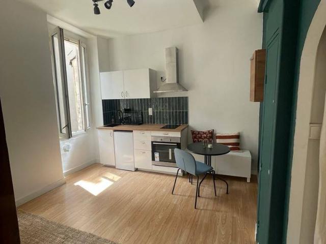 Location T2 meublé rénové – Quartier Camas
