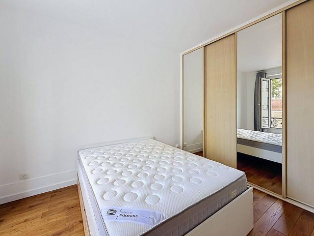 Location T2 meublé rue Lecourbe, 75015 Paris