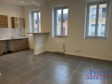 LOCATION T2 SAINT GENIS LAVAL
