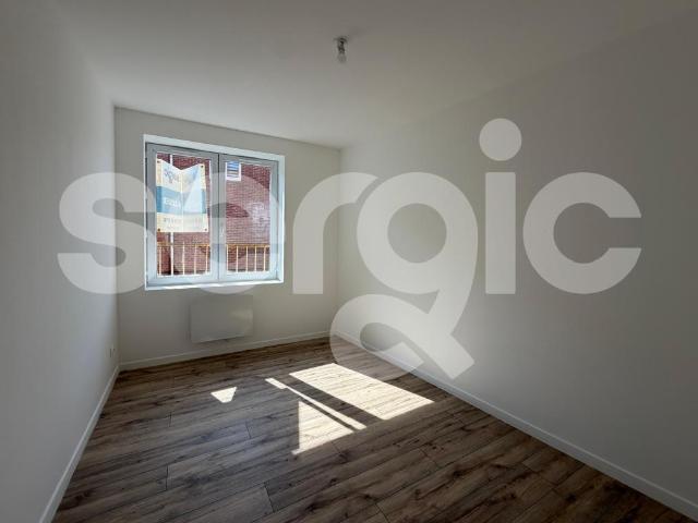 location t4 70 m² roubaix 59100