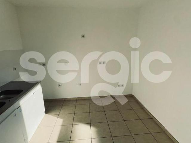 location t4 83 m² lille 59160