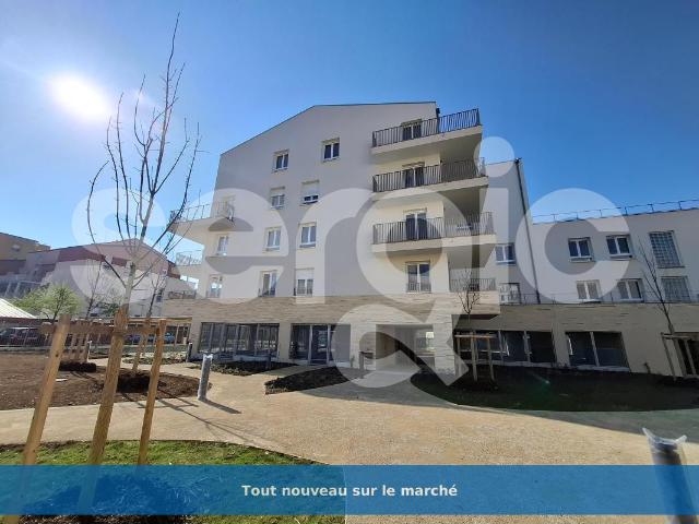 location t4 80 m² grigny 91350