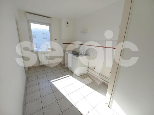 location t4 81 m² bouguenais 44340
