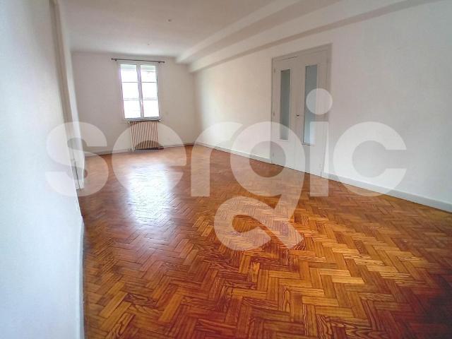 location t4 94 m² angers 49100