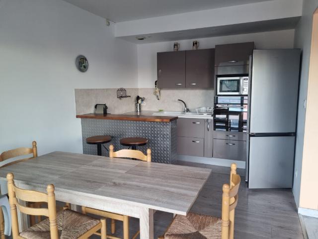 LOCATION TASSIN LA DEMI LUNE 69160 CENTRE HORLOGE GRAND T2 MEUBLE 63.67M2 BALCON AVEC PARKING