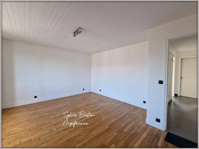 Location Tremblay en France appartement T3 de 68 m² avec grand