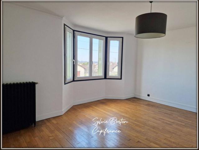 Location Tremblay en France, appartement T3 de 70 m² avec grand