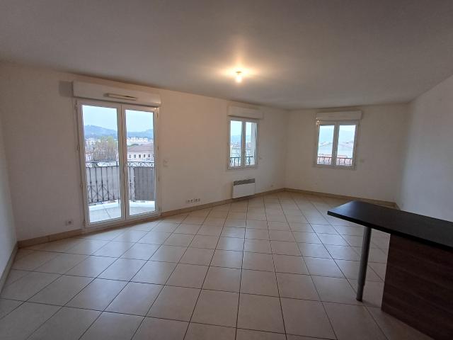Location Très beau T3 de 66m² en résidence | Agence Clemenceau