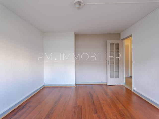 Location Type 1, Rue Girardin, 13007 Marseille