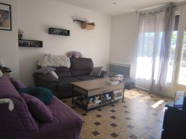 Location Type 3 vide la valette du var | Grech Immobilier