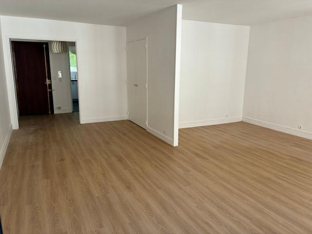 Location vide Appartement Paris 2/3 pièces 5485 m2