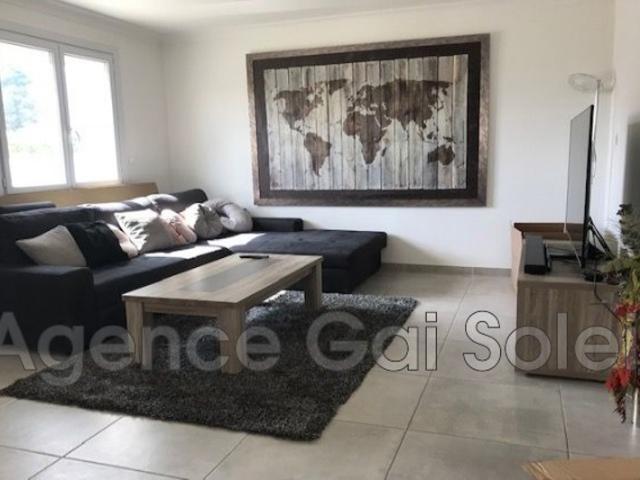 location villa 4 Pièce s