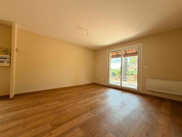 Location Villa 4 pièces 70.9 m2 Aups
