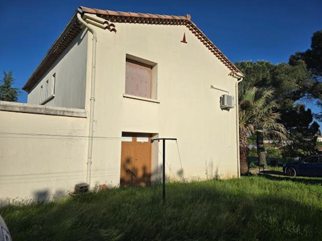 Location Villa 4 pièces 93.92 m2 Les Mages