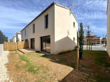 Location Villa 4 pièces 90.09 m2 Uzès