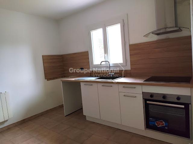 Location Villa 4 pièces 90 m2 Courthézon