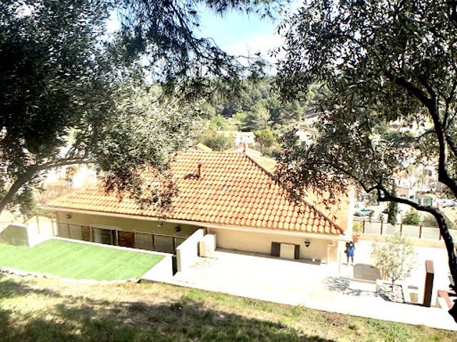 Location Villa 4 pièces 92 m2 Marseille 13ème