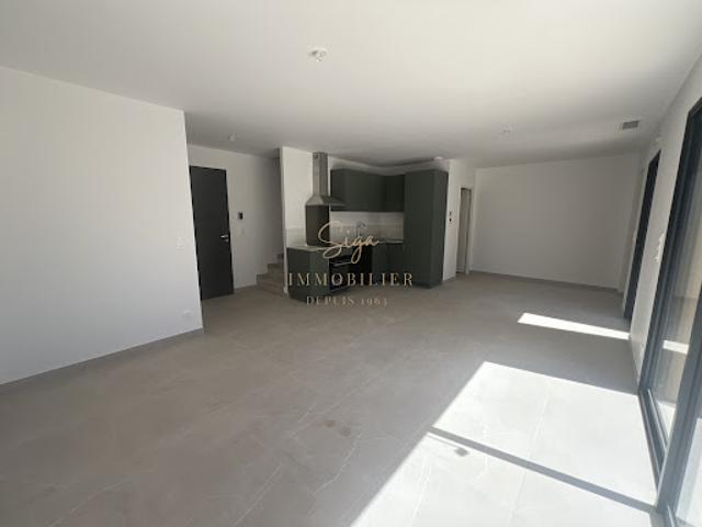 Location Villa 4 pièces 97 m2 Aubagne