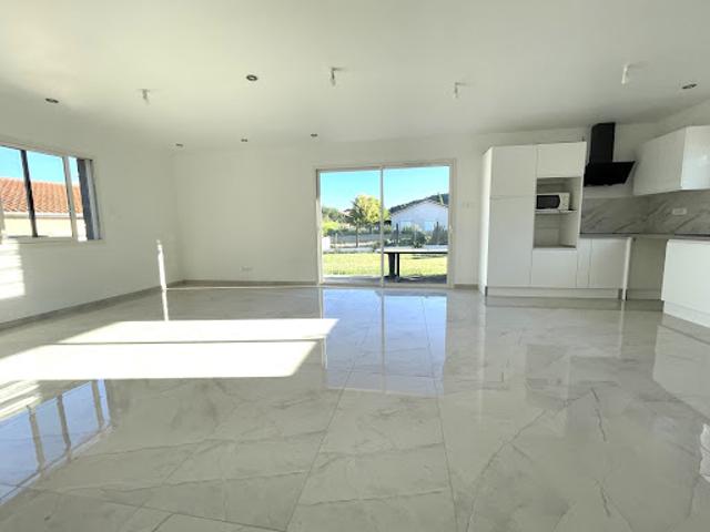 Location Villa 4 pièces 94.11 m2 Beausemblant