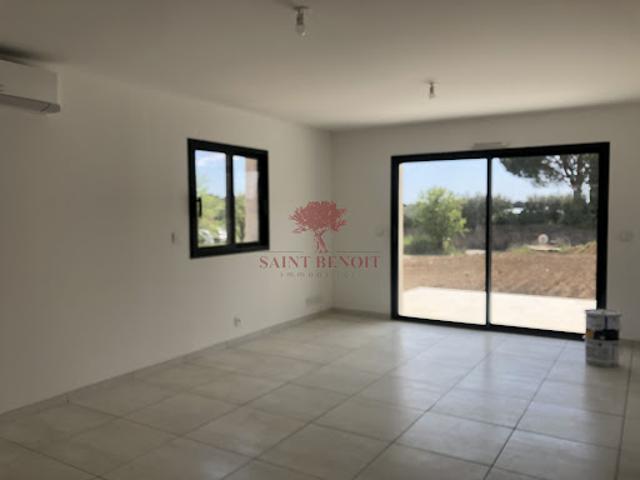 Location Villa 4 pièces 100 m2 Montpeyroux
