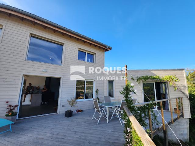 Location Villa 4 pièces 100 m2 Poujols